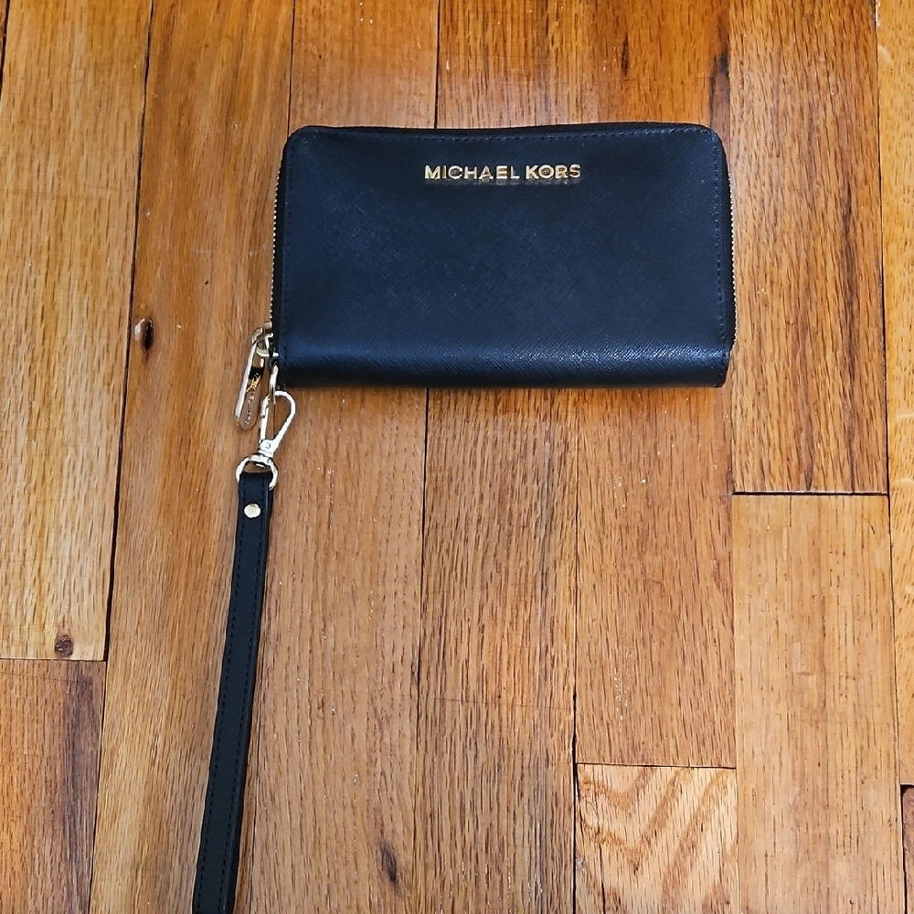 Michael Kors Black Jet Set Wristlet Wallet with Gold Accents